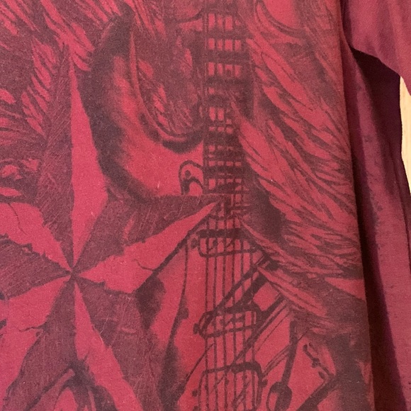 Helix boy’s Small cotton blend doublet tee guitar graphic burgundy and black EUC - Picture 2 of 7